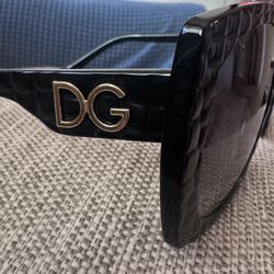 D&G Oversized Sunglasses 
