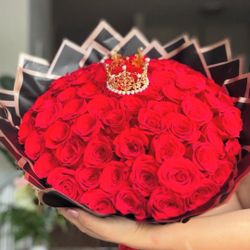 Bouquets Taking Pre Orders