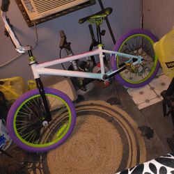 Mongoose Brawler Bicycle 