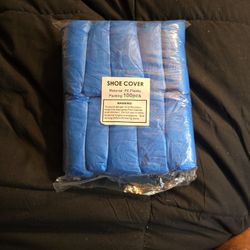 CPE Universal Shoe Covers 