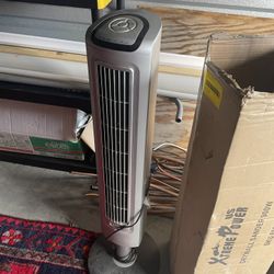 Floorstand Fan, Brand-Name Lasko