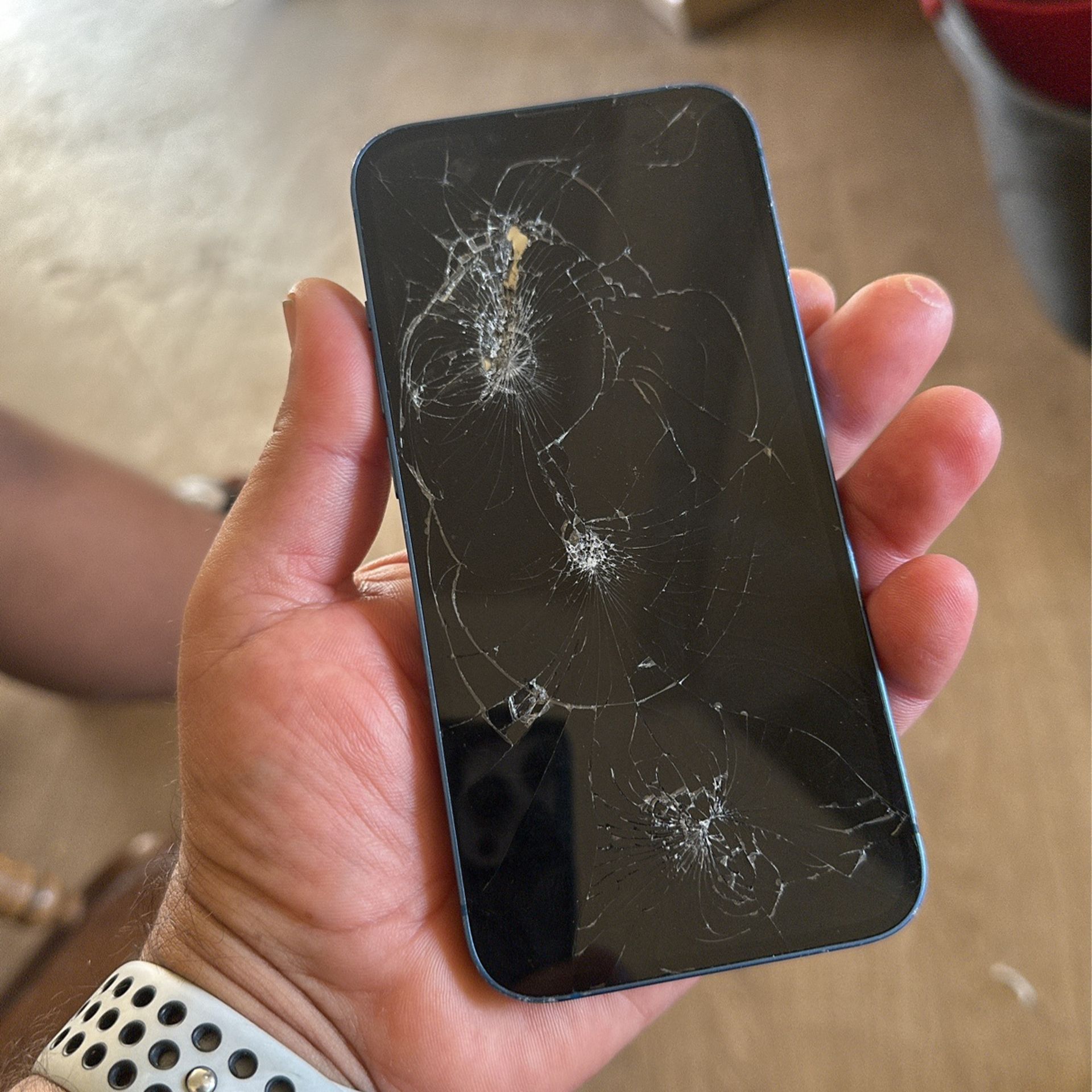 broken iphone 13 for sale