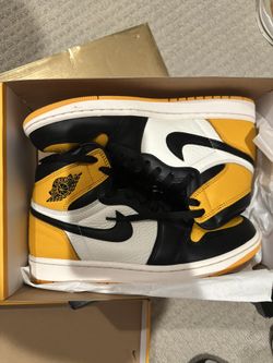 Size 9 Yellow Jordan 1s Worn Once 