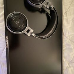 Sceptre Gaming Monitor w/ PC Headset