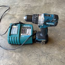 Makita Hammer Drill Used Charger And Battery 