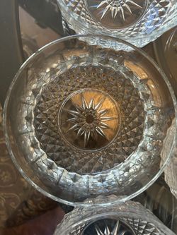 Vintage Arcoroc of  France Sunburst small bowls. Set of 8