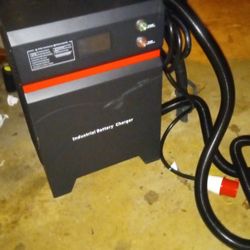 Industrial battery Intelligent SolutionCharger 