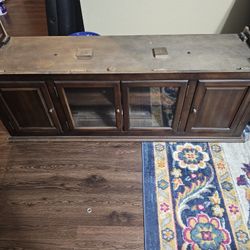 TV Stand - Needs Fixing