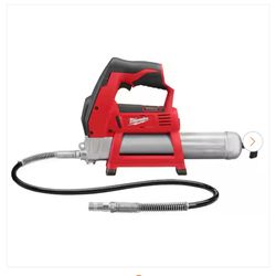 Milwaukee M12 12V Lithium-Ion Cordless Grease Gun