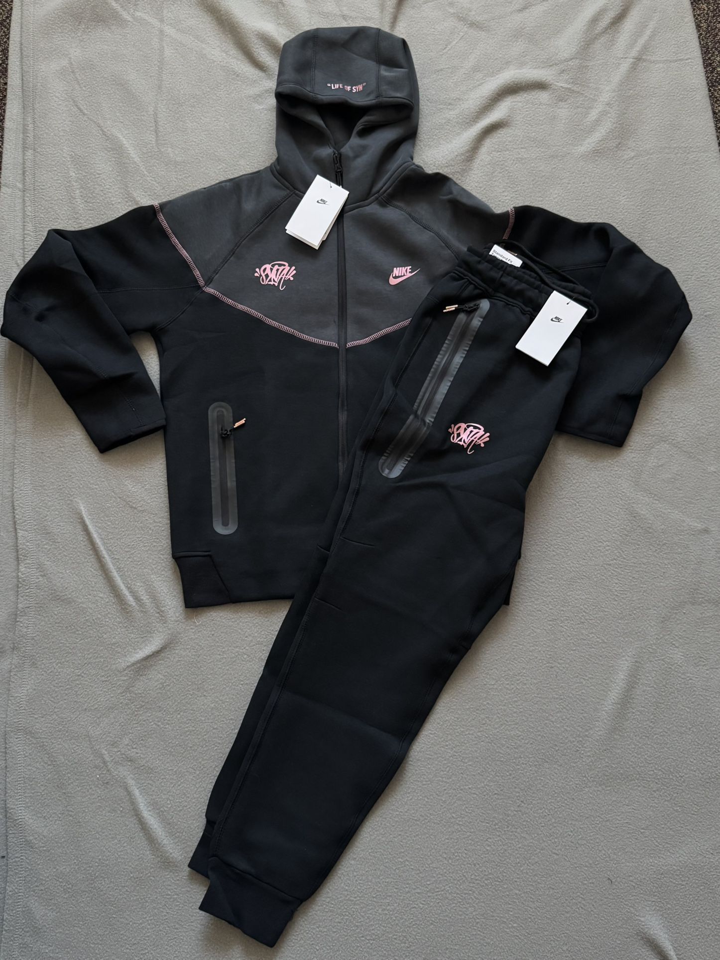 Suns Nike Tech Fleece