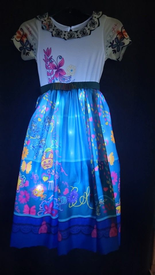 Encanto Glow In The Dark Dress Size 5/6