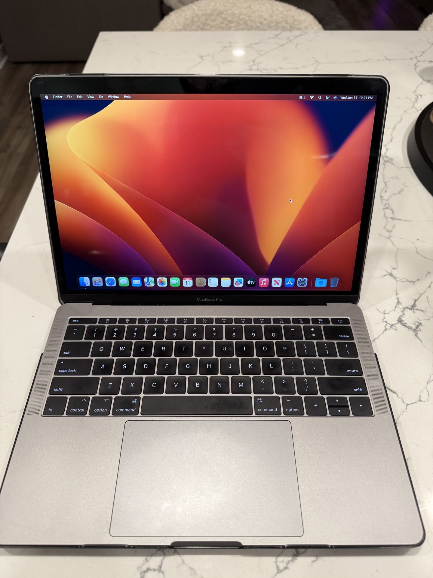 Mac Book Pro 2017 13 Inch