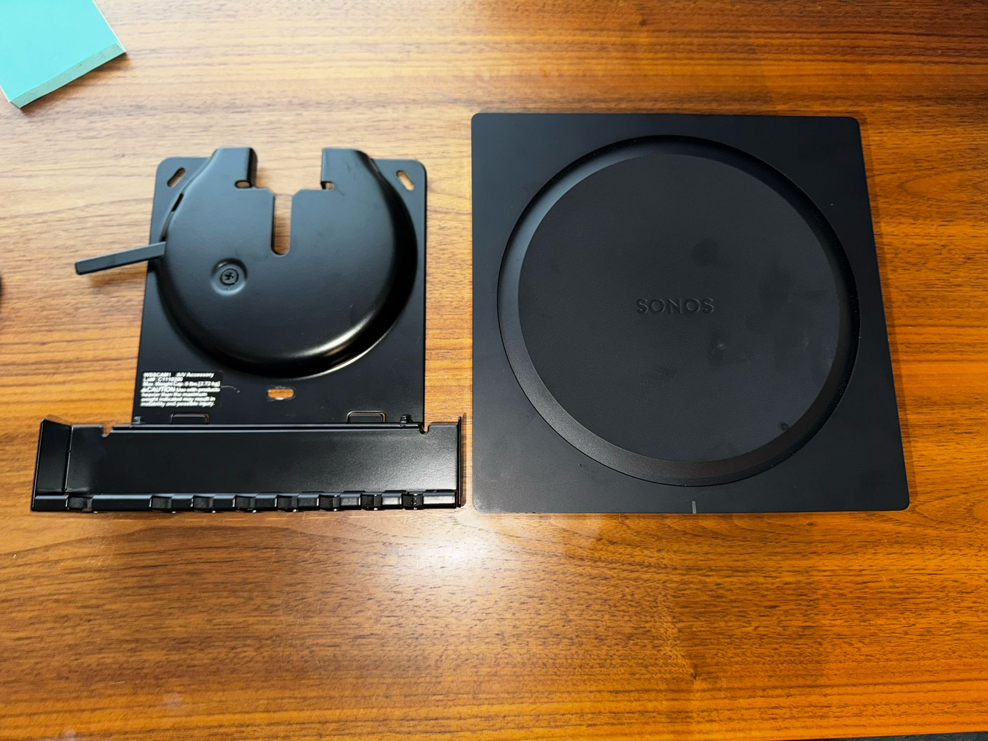 Sonos Amp - With Wall Mount - Like New