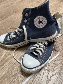 Preowned men’s converse