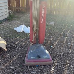 santaire heavy duty commercial vacuum 