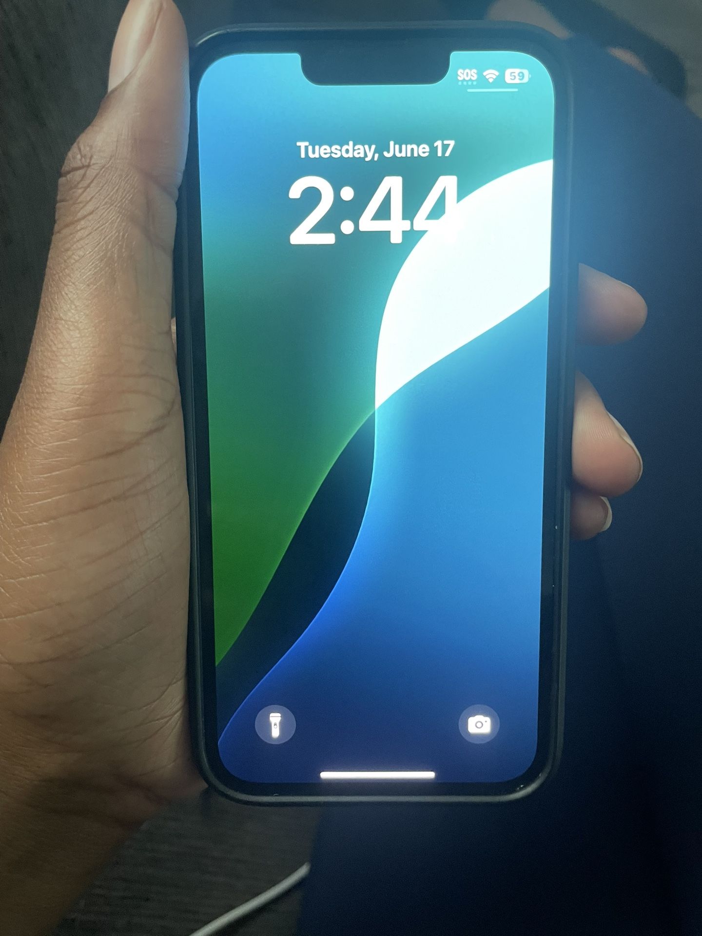 iPhone 13