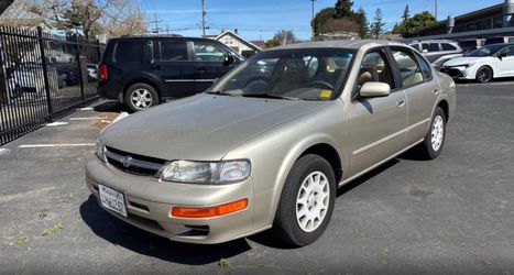 1999 Nissan Maxima