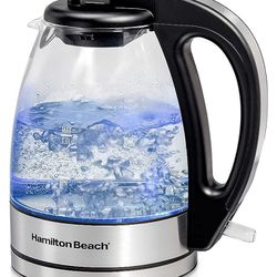 Hamilton Beach 1.7 Liter Electric Glass Kettle with cord-free serving