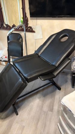 Facial & massage bed