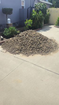 Free clean dirt