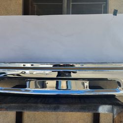 2013-2018 Dodge Ram 1500 Front Bumper. OEM 
