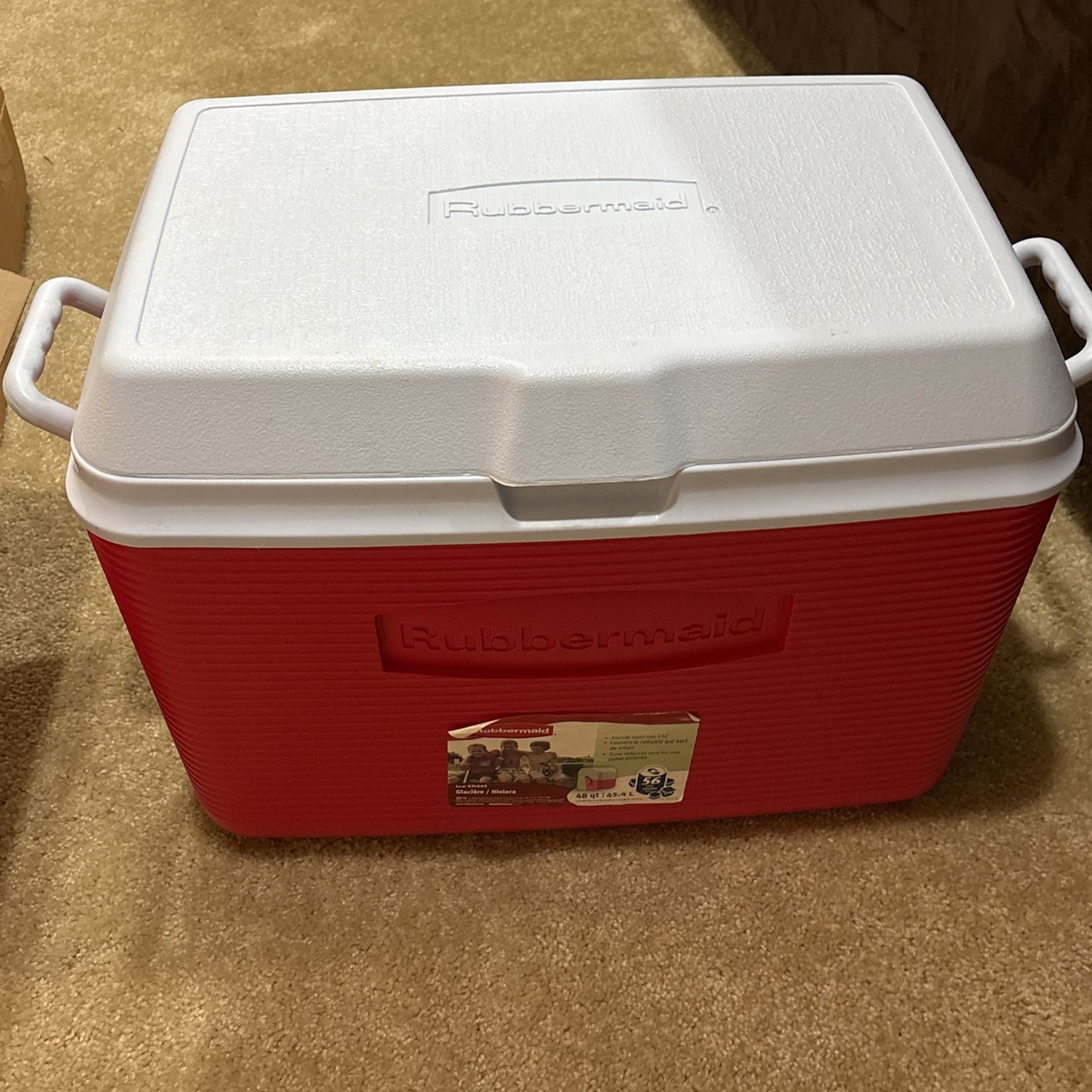Rubbermaid Cooler