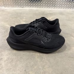 Nike Air Zoom Pegasus 40 Size 10 