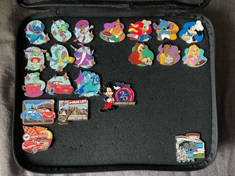 Disneyland Pins trader