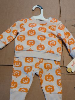 0-3 Month Pumpkin Outfit