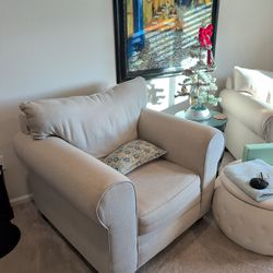 Furniture bundle or individual pieces