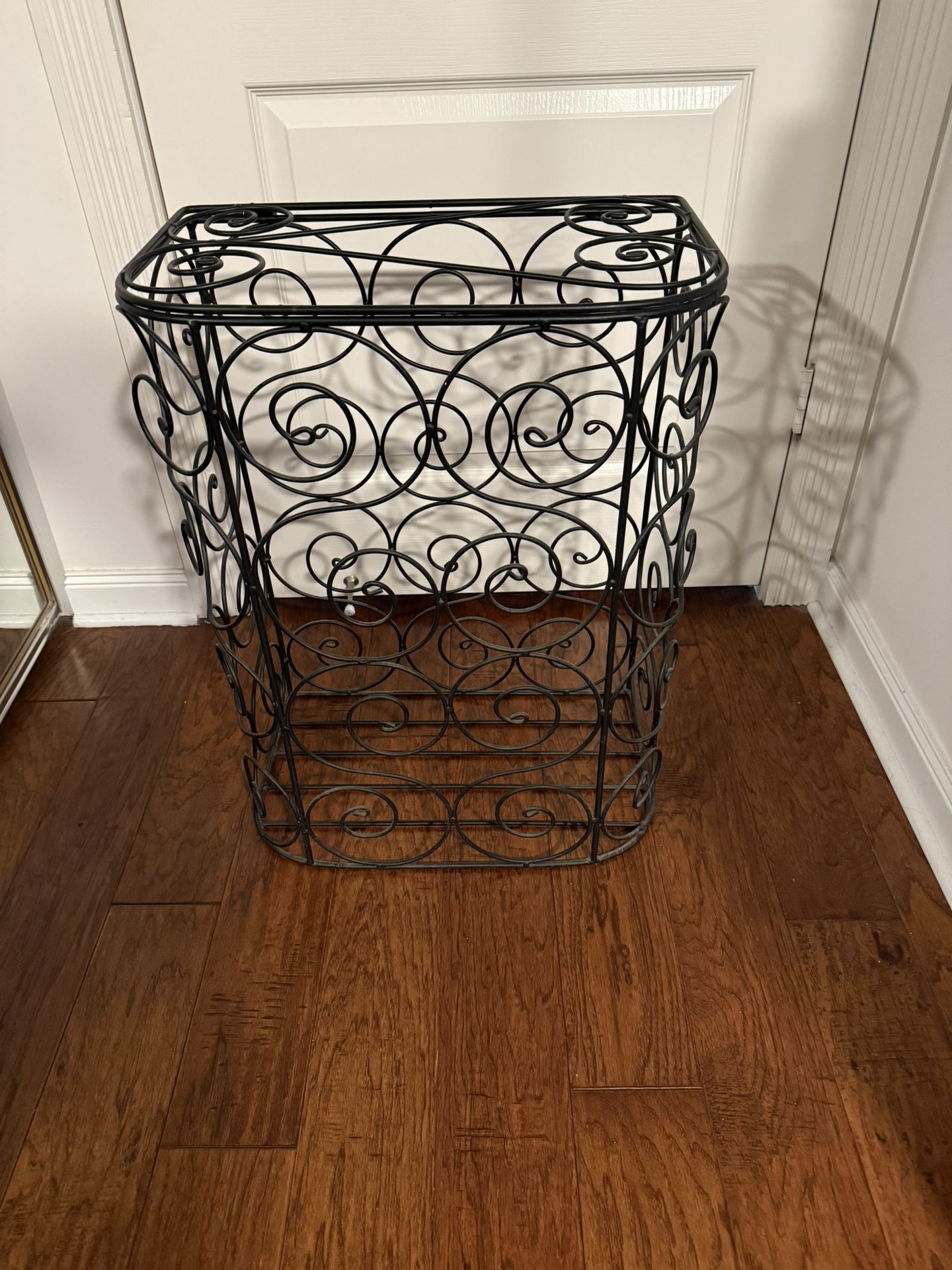 Dirty Cloths Laundry Basket