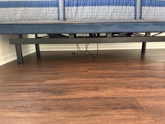 Adjustable Bed Base with Metal Frame
