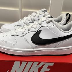 New Nike Court Borough Low 2 White/Black (Big Kid’s Size 4Y) - $50