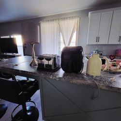 Air Fryer, Toaster, Lamp, Water Kettle
