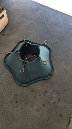 Tree Stand Up To 10 Ft