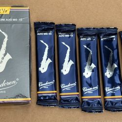 VANDOREN Blue Box ALTO SAXOPHONE REED