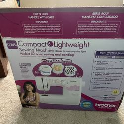 Brother LX-3125 compacted sewing machine