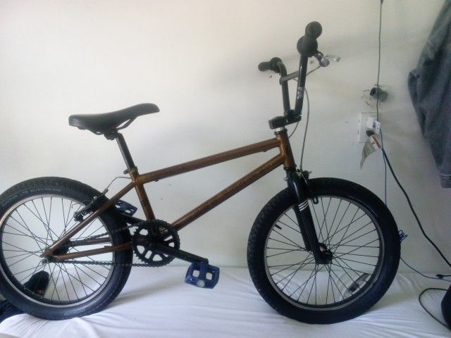 Free Agent Maverick Bmx
