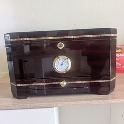 Cigar Humidor by Cuban Crafters "El Mirador" $225 value