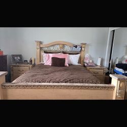 5 Piece Queen Bedroom Set