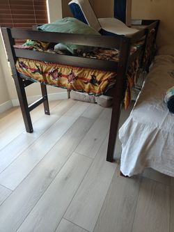 Loft Twin Bed For kids