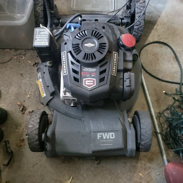 Craftsman Platinum 7.25 Lawn Mower Electric Start for Sale in Schaumburg IL OfferUp