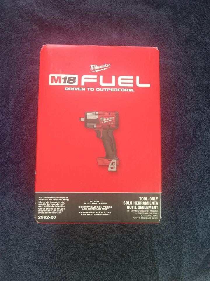 Milwaukee
M18 FUEL Gen-2 18V Lithium-Ion Brushless Cordless Mid Torque 1/2 in. Impact Wrench w/Friction Ring (Tool-Only)