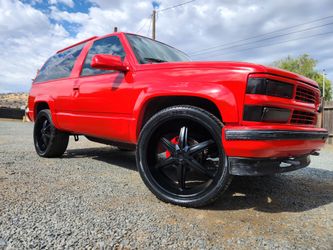 2 door tahoe running strong engine