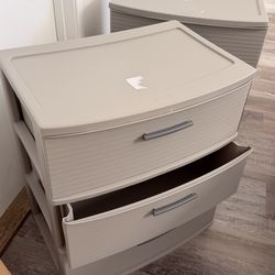 Sterlite storage bins