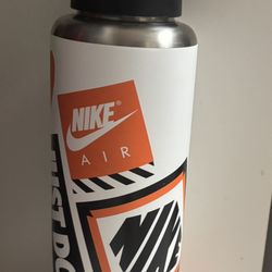 Nike Water bottle 