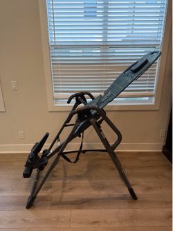 Teeter inversion table
