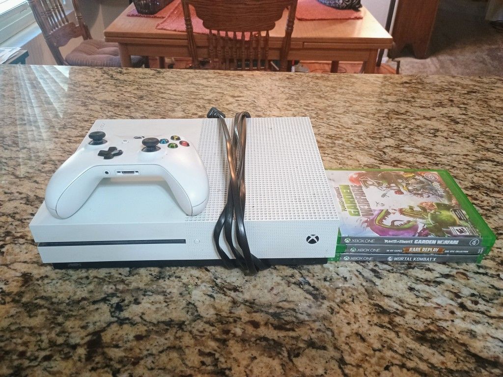 Xbox One S System Complete With Games