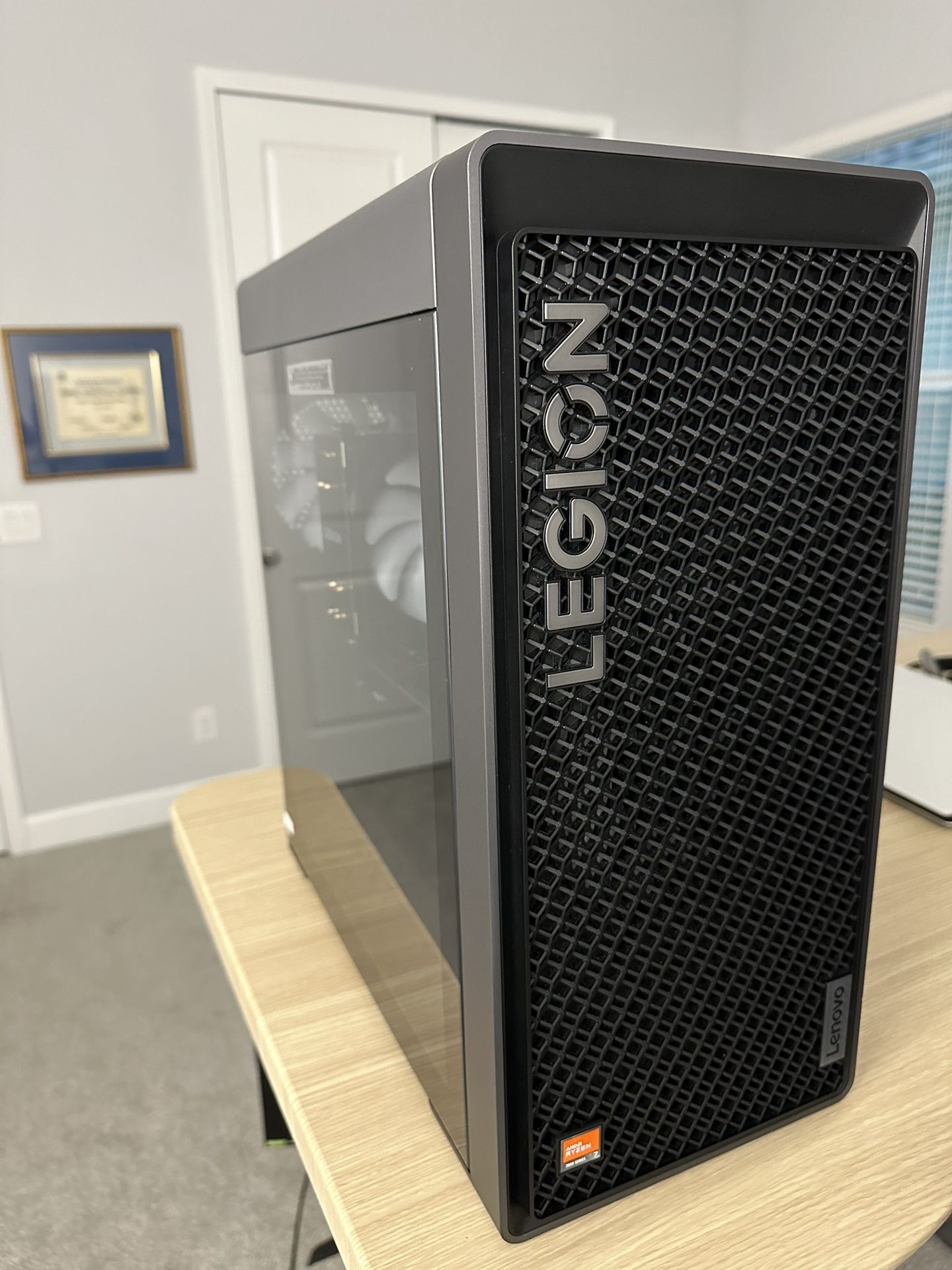 Lenovo Legion Tower 5 Gen 8 (AMD) with RTX 4070