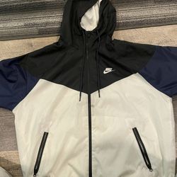 Nike windbreaker